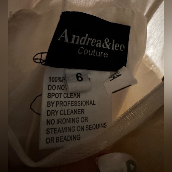 Exquisite Strapless Ruffled Couture Gown. Size 0-6. Ivory Color. - Picture 3 of 16